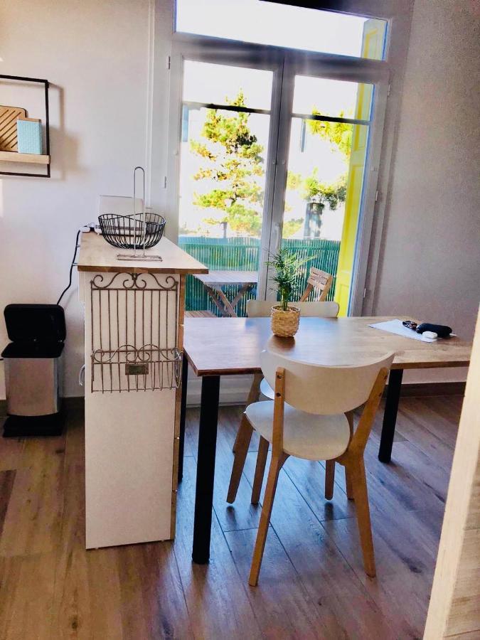 Appartement Un petit nid les pieds dans l’eau à Argelès-sur-Mer Extérieur photo